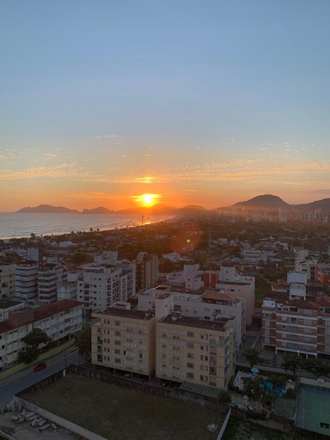 Vista Para Mar!!! Lazer Completo A Poucos Passos Da Praia Гуаружа Экстерьер фото