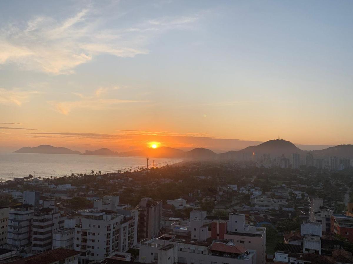 Vista Para Mar!!! Lazer Completo A Poucos Passos Da Praia Гуаружа Экстерьер фото