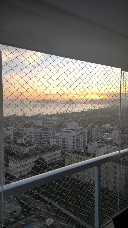 Vista Para Mar!!! Lazer Completo A Poucos Passos Da Praia Гуаружа Экстерьер фото
