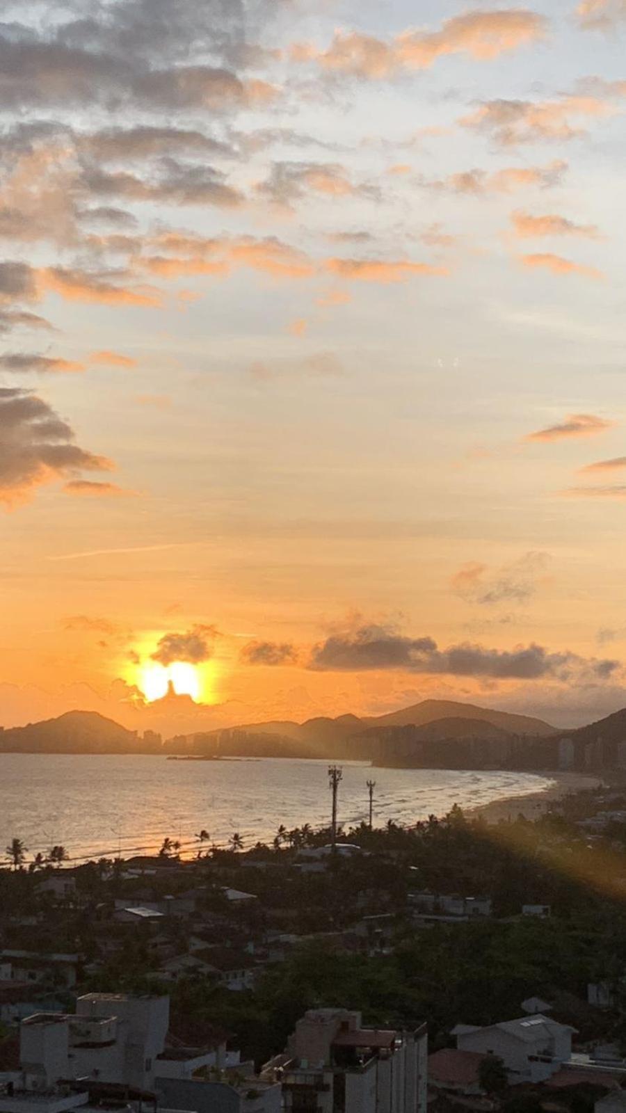 Vista Para Mar!!! Lazer Completo A Poucos Passos Da Praia Гуаружа Экстерьер фото